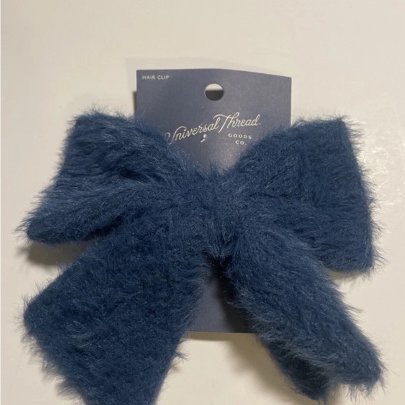 Universal Thread Other - Universal Thread Kids' Fuzzy Hair Bow Set - White & Blue